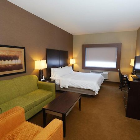 Creekside Hotel & Suites 坎宁维尔 外观 照片